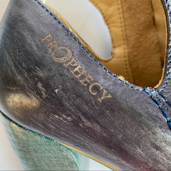 Prophecy metallic hand finished leather heels Eu38 - Picture 8 of 11